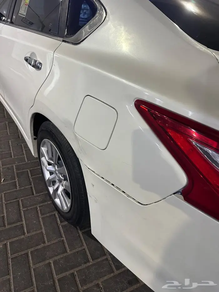 التيما 2017للبيع اوالبدل 4سلندر 4