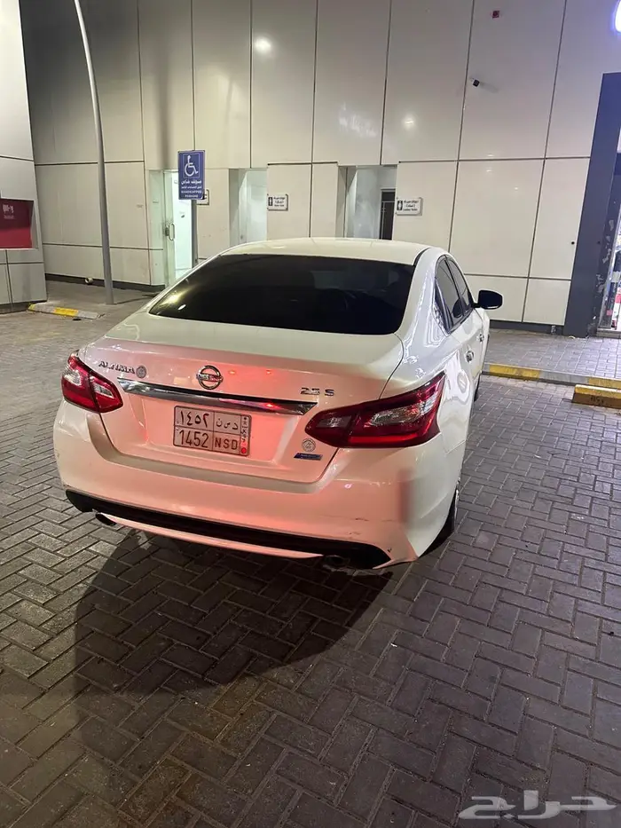 التيما 2017للبيع اوالبدل 4سلندر 1