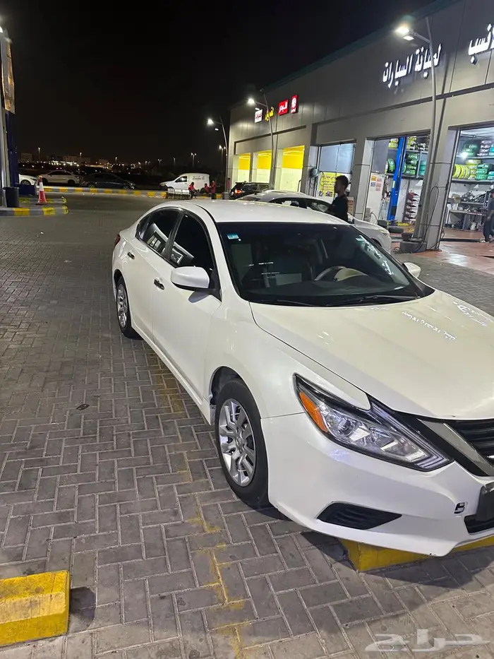 التيما 2017للبيع اوالبدل 4سلندر 3