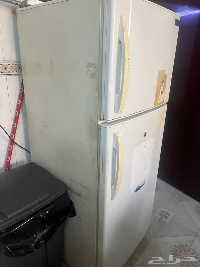 اثاث مستعمل ثلاجات و فريزر و كنب ودولاب ملابس 14