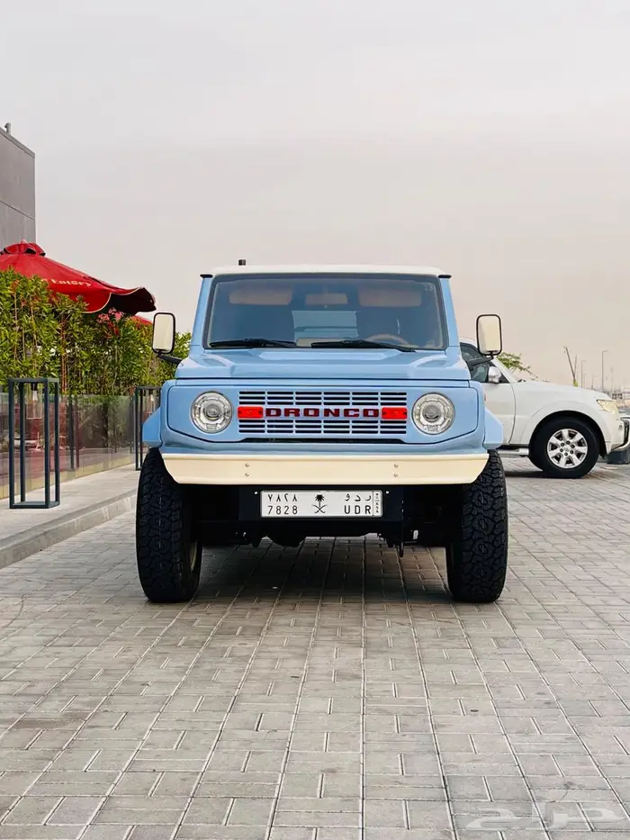 Jimny Suzuki 2023 (Bronco 1966 Classic) 4