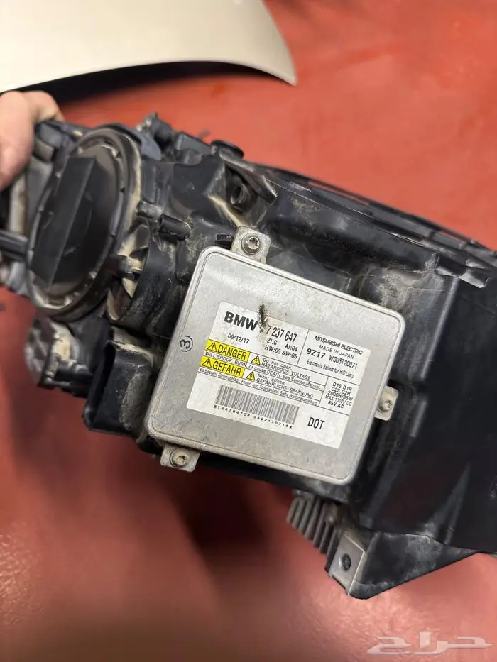 قطع للبيع واجهة وخلفية شمعات BMW F10 523 2011 10