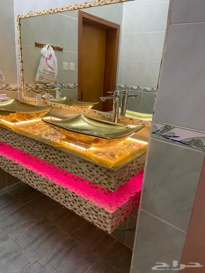 اثاث للبيع 0