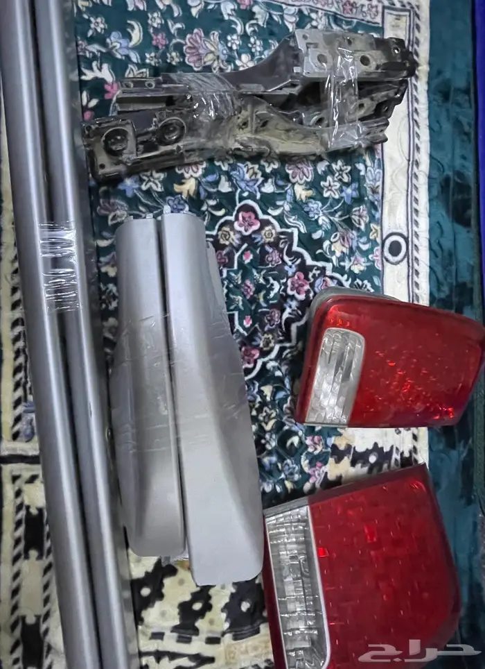 أغراض وملحقات كيا سورينتو 2012 0