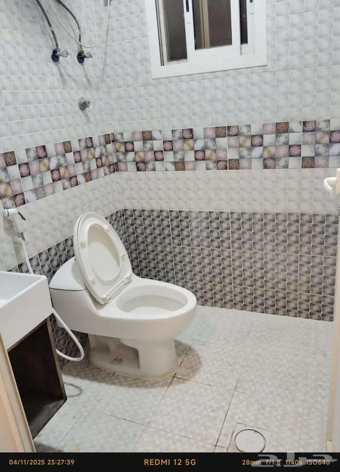 شقة للايجار بحي الشعلة 7