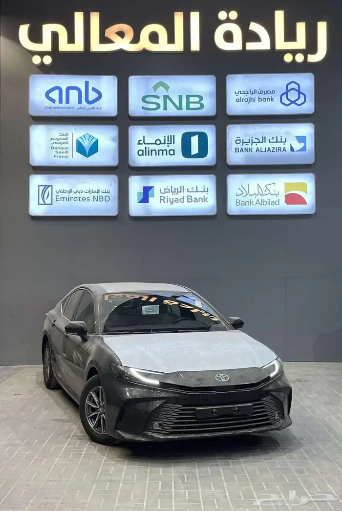 تويوتا كامري استاندر بنزين 2025 1