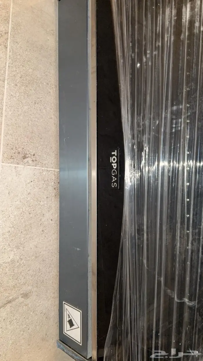 للبيع فرن ايطالي و 3 مكيفات خوات الجدد 1