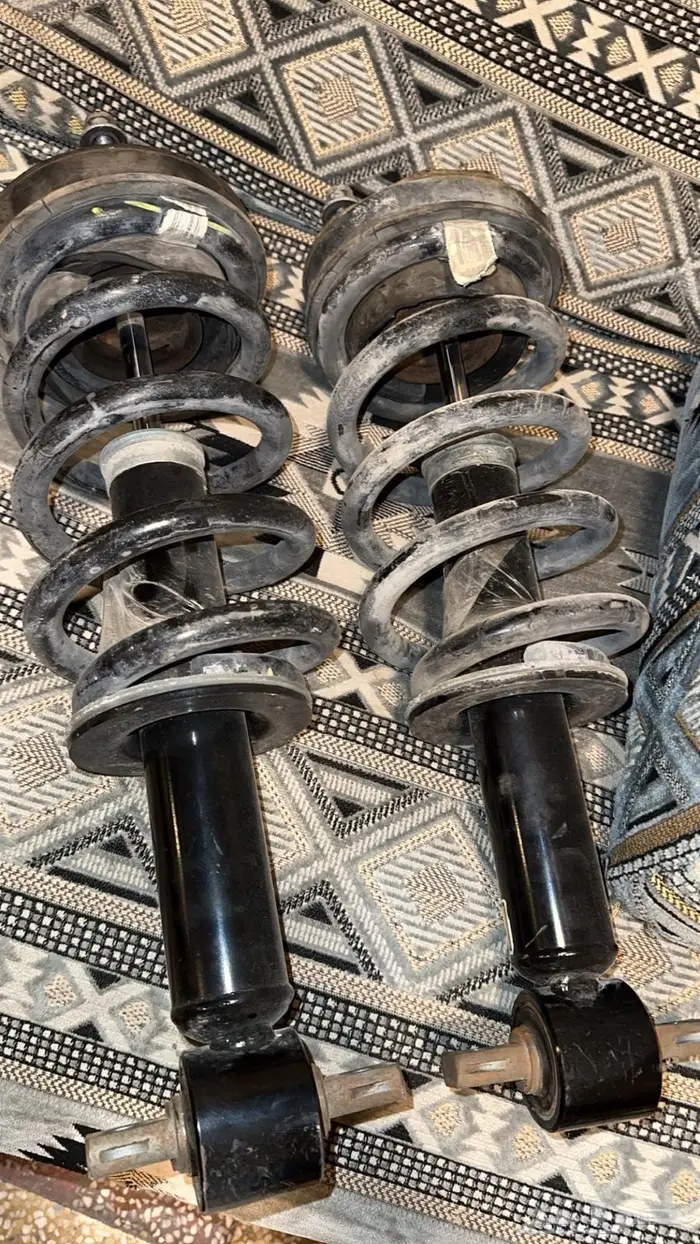 مساعدات امامية كهرباء اسكاليدا من 2007 إلى 2014 0