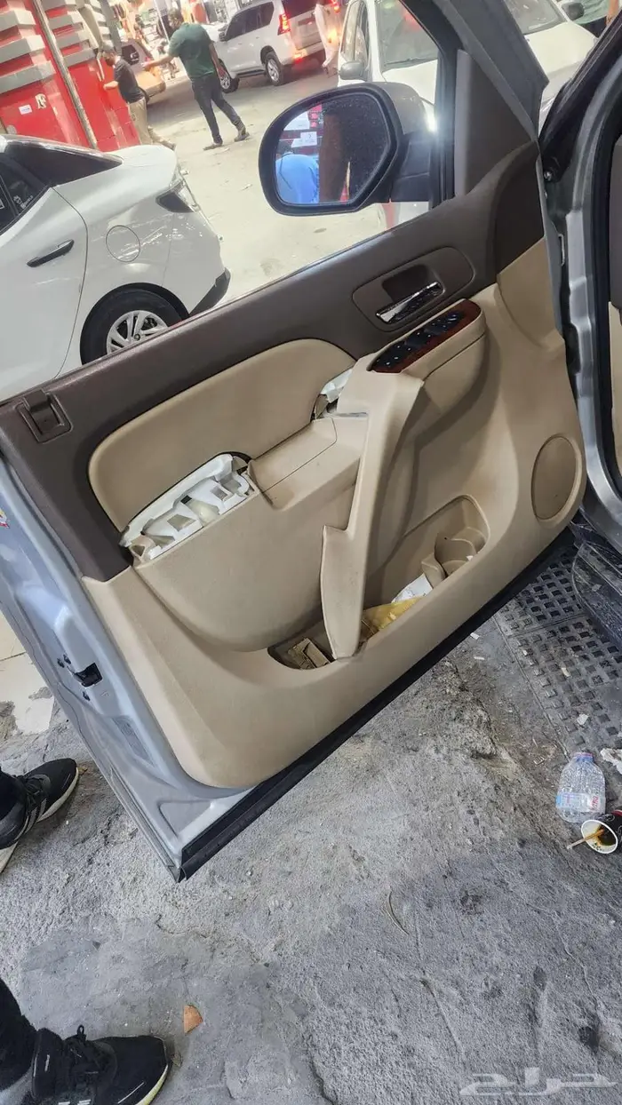 إصلاح ديكورات جمس سيرا سلفرادو 16