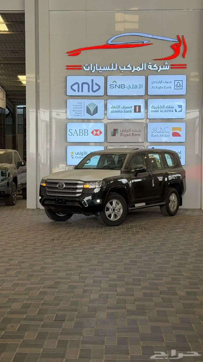 تويوتا لاندكروزر GXR ديزل نص فل 2025بريمي مع شهادة المنشأ 0