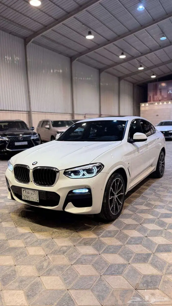 بى ام دبليو X4 موديل 2021 0