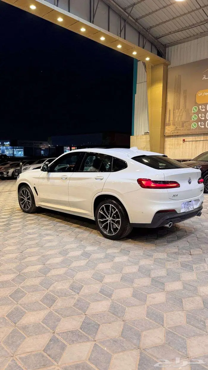 بى ام دبليو X4 موديل 2021 2