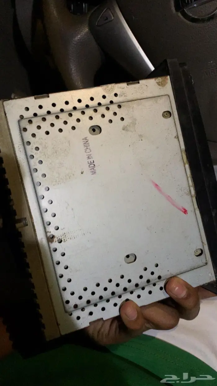 شاشة سيارة تركب علا الكوامري والسيارات الباقيه 0