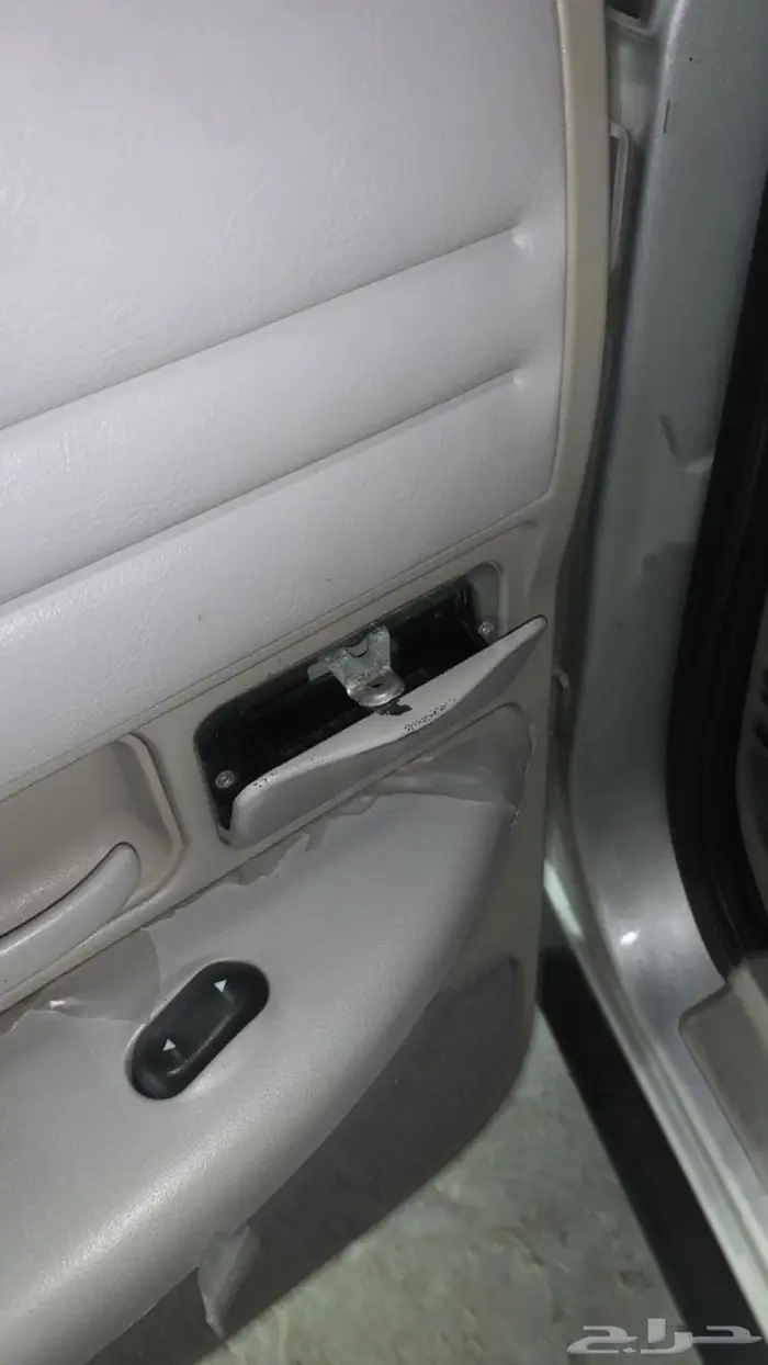 فورد فكتوريا 2001 8