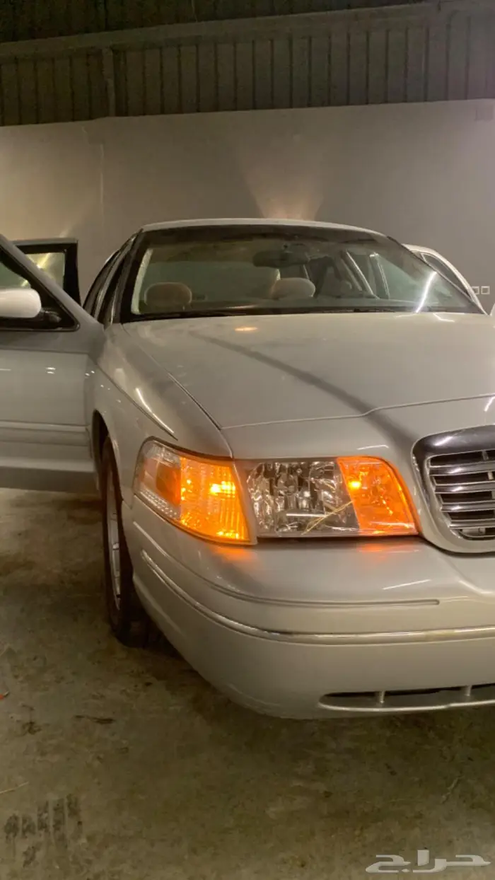 فورد فكتوريا 2001 21