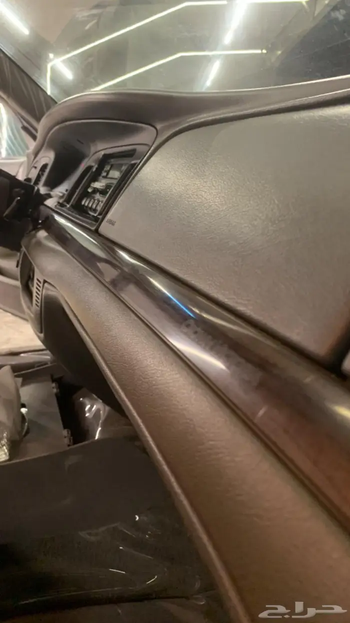 فورد فكتوريا 2001 27