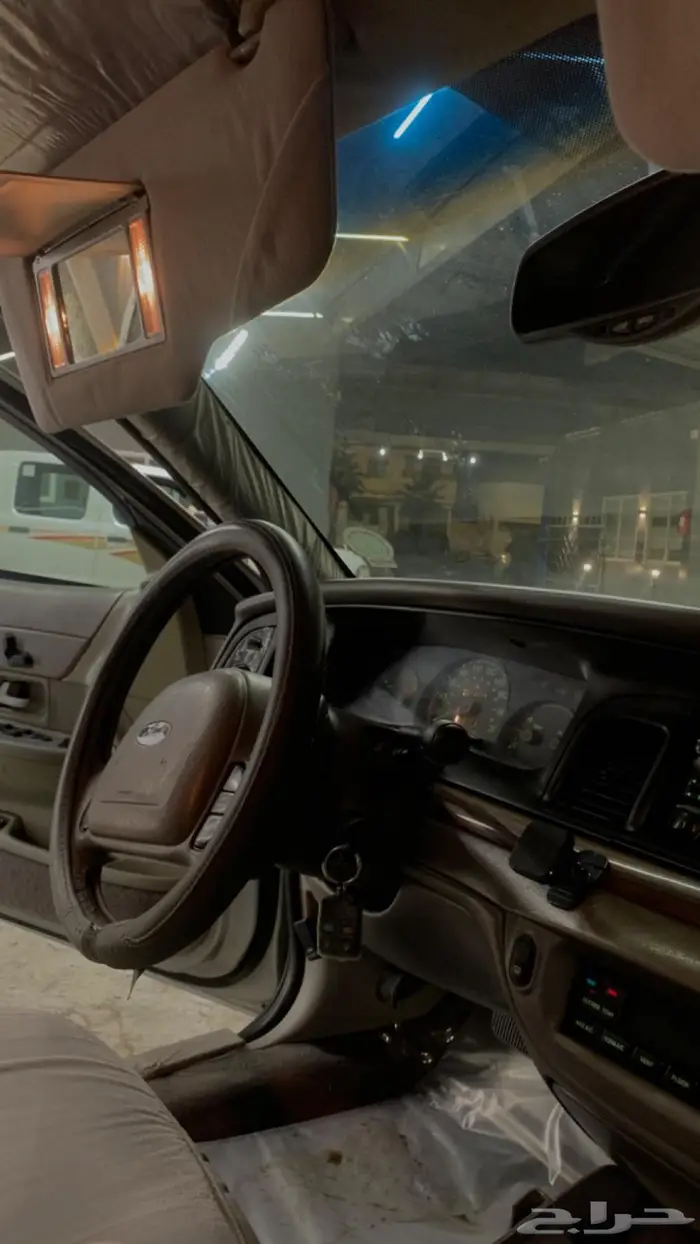 فورد فكتوريا 2001 29