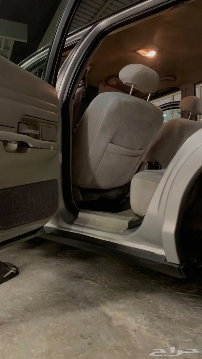 فورد فكتوريا 2001 33