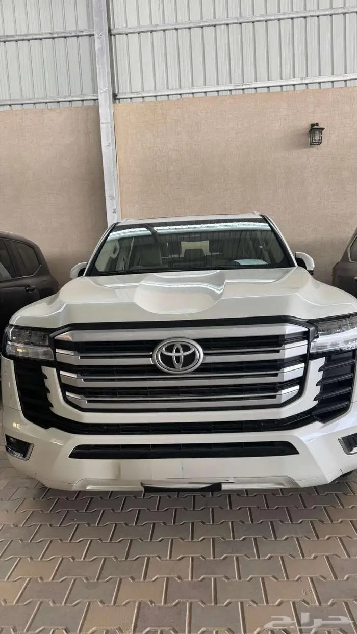 تويوتا جي اكس ار رقم 3 موديل 2022 ديزل على السوم 0