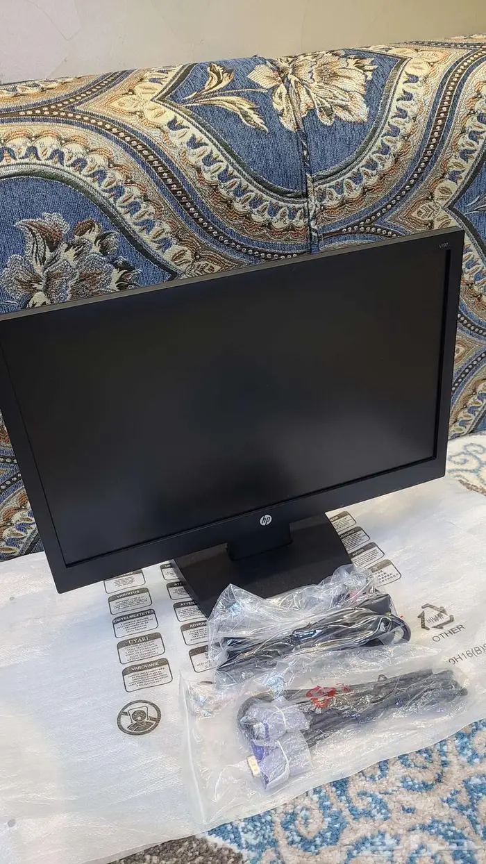 للبيع شاشة كمبيوتر HP جديدة 2