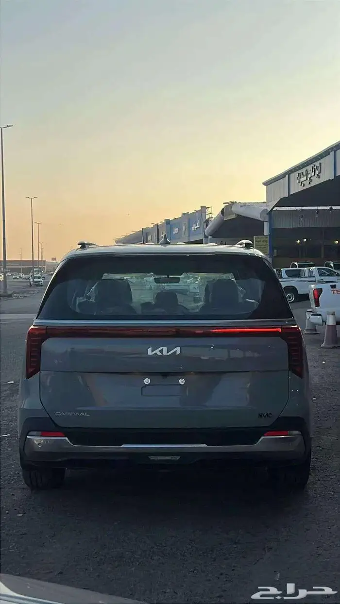كيا كرنفال نص فل موديل 2026 باقل سعر عرض خاص 9