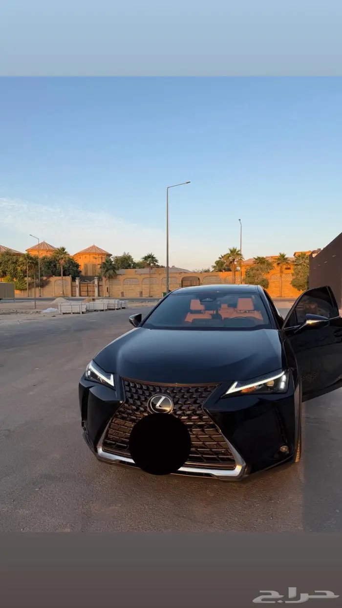 لكزس ux300 موديل 2024 0