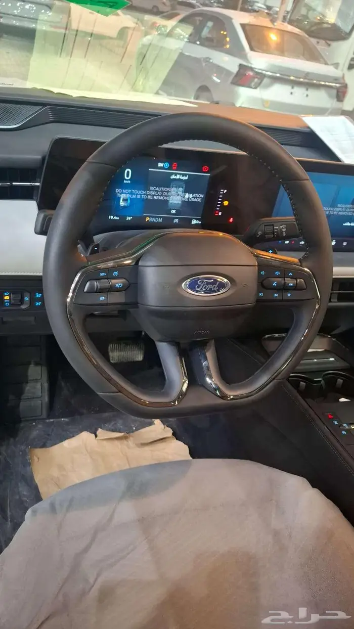 فورد تورس امبيانتي 2026 11