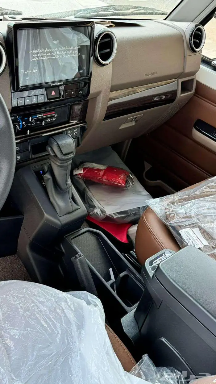 جيب ربع رفرف بنزين اتوماتيك فل كامل 2025 9