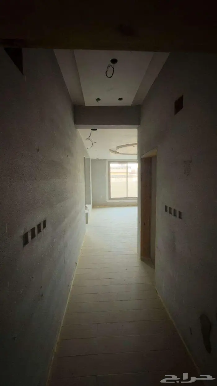 فلتين للبيع حي التعاون المعتق بناء شخصي دورين وملحق لكل فلة 23