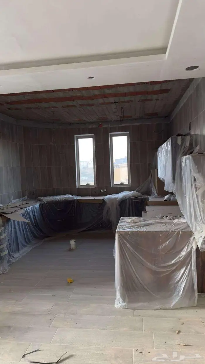 فلتين للبيع حي التعاون المعتق بناء شخصي دورين وملحق لكل فلة 11