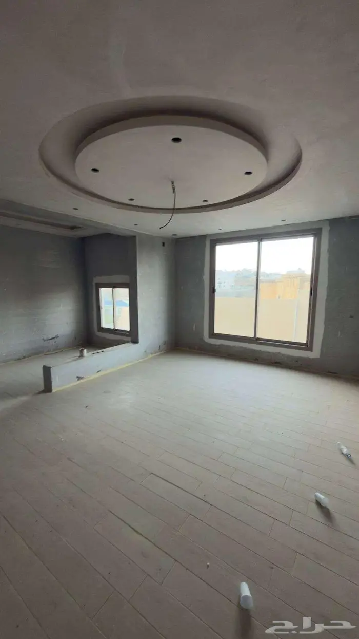 فلتين للبيع حي التعاون المعتق بناء شخصي دورين وملحق لكل فلة 20