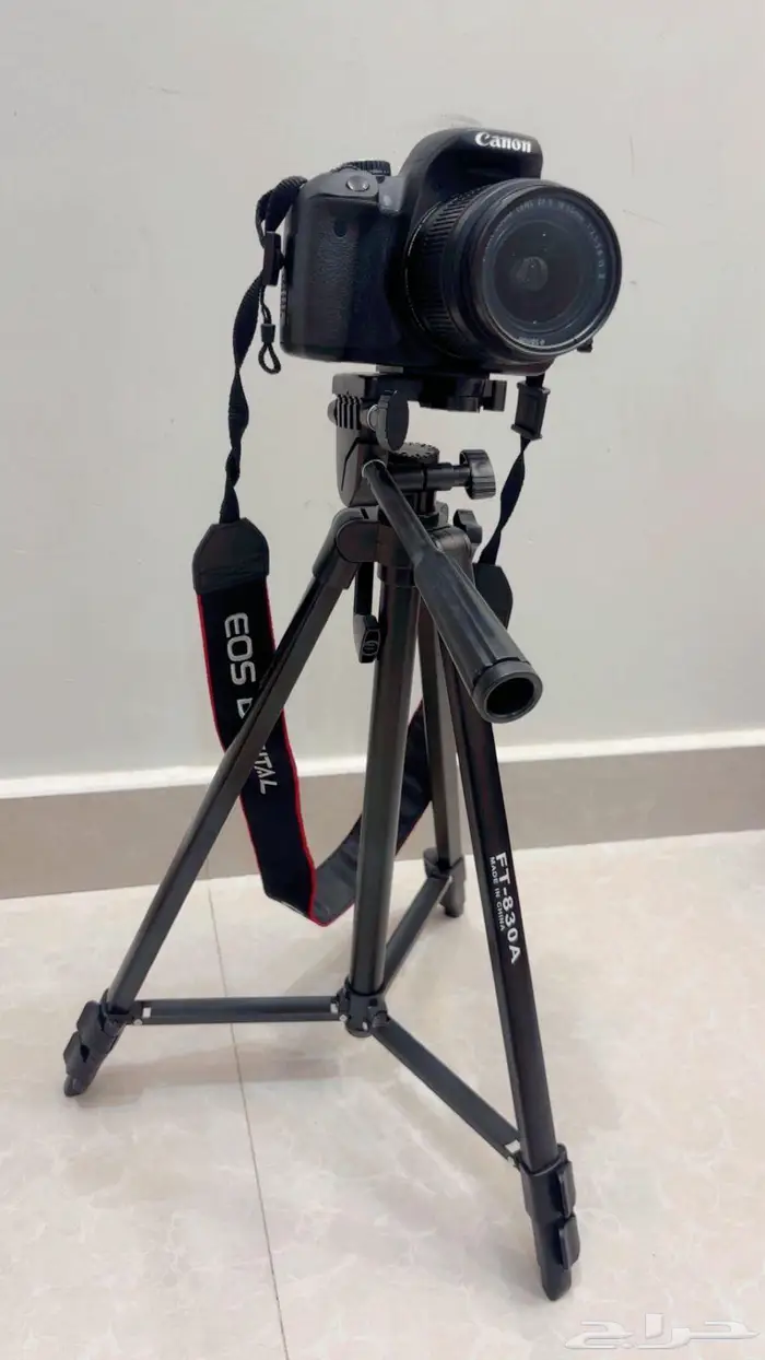 للبيع كاميرا كانون EOS 650D 1