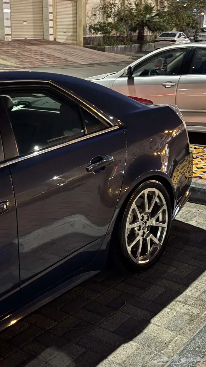 كاديلاك 2010 cts v 1