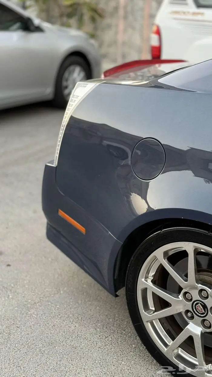 كاديلاك 2010 cts v 6