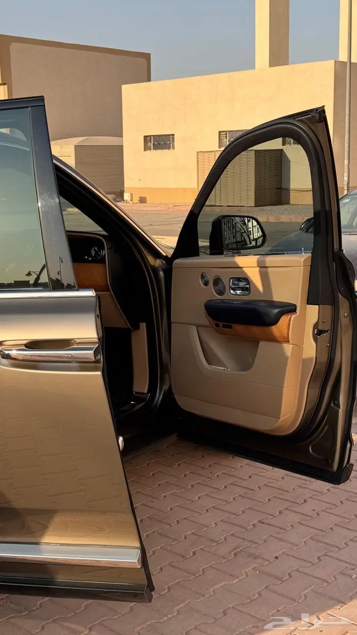 رولز رويس كولينان سيلفر باج Silver Badge 1