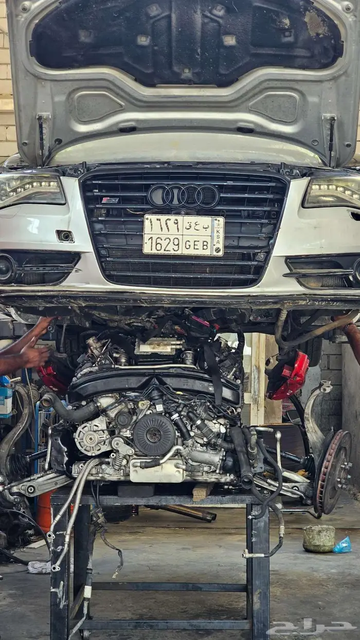 قير اودي A8 S8 مع الضمان 7