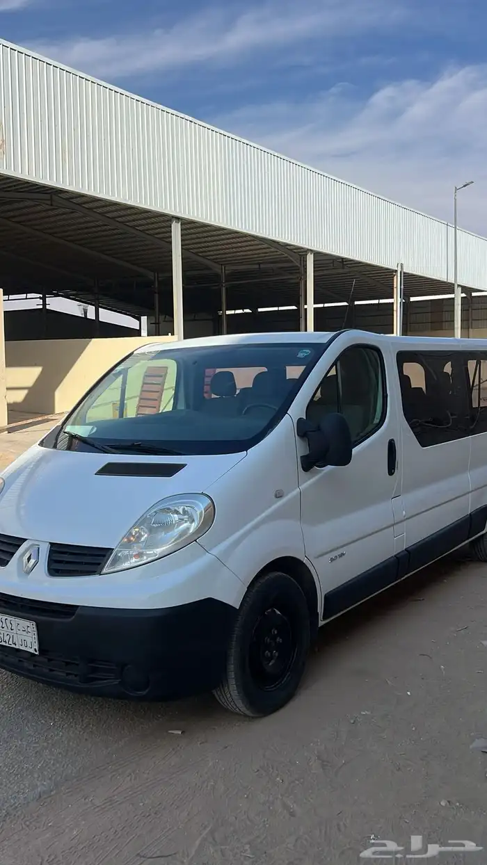 باص رينو2014 10
