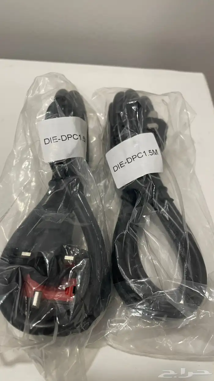 كمبيوتر مكتبي جديد ما استخدم ابدا مع شاشته 7