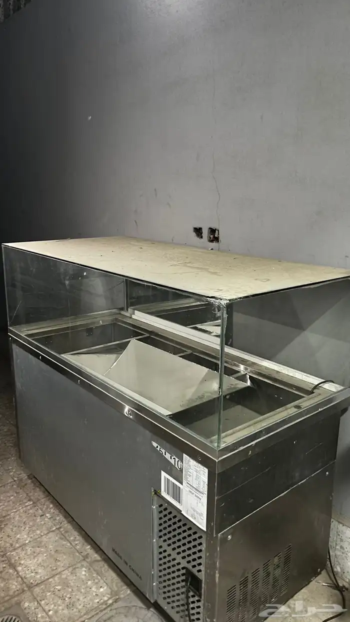 اغراض مطعم 2