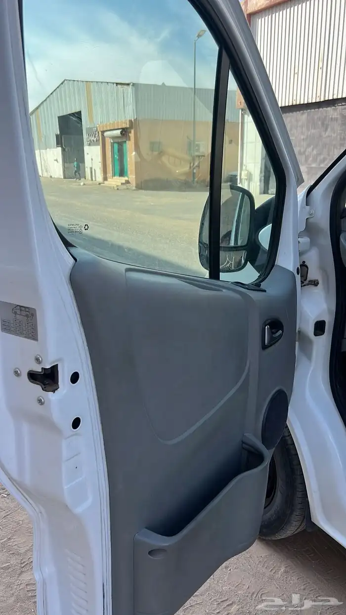 باص رينو2014 9