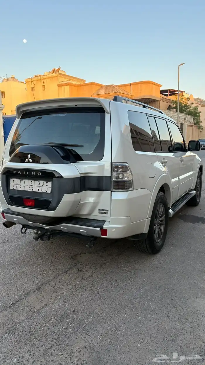 ميستوبيشي باجيرو فل كامل 3