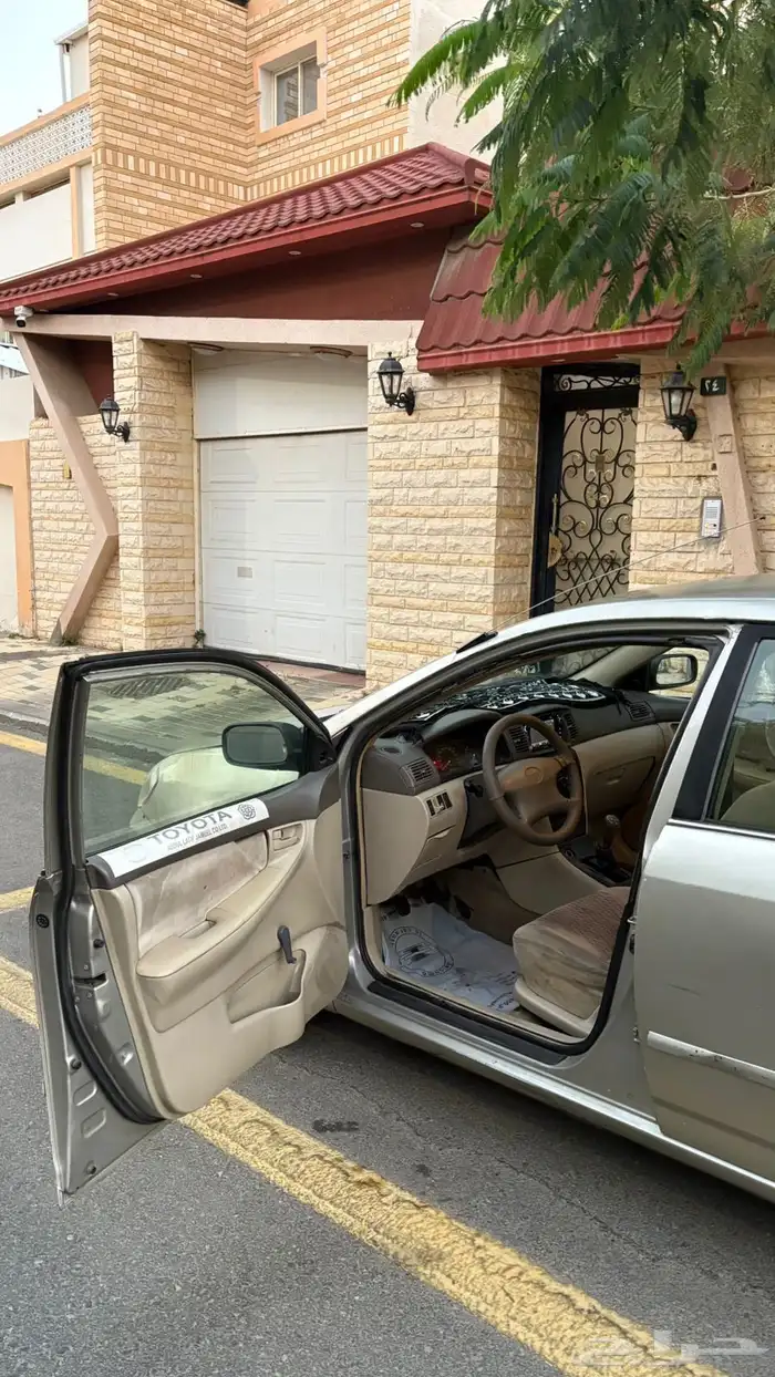 للبيع كورولا 2004 6