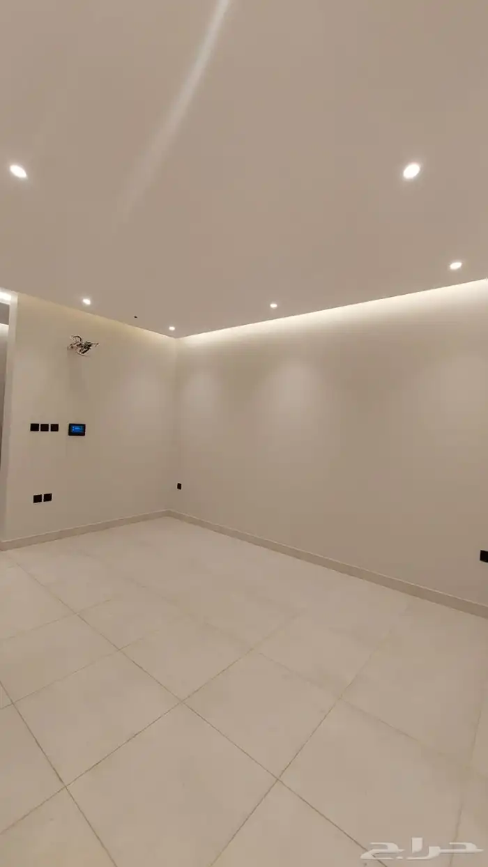 شقة للايجار 4 غرف حي الواحة 9