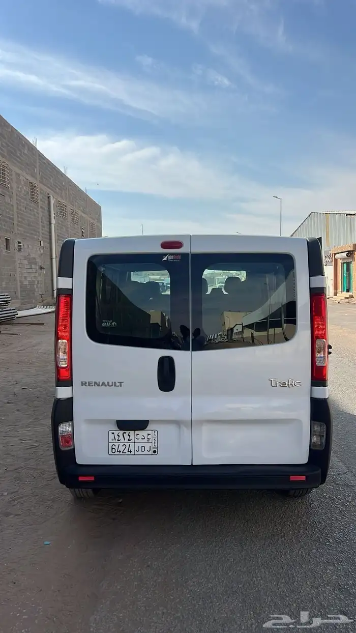 باص رينو2014 8