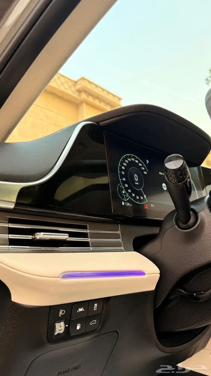 هونداي ازيرا 2022 ( بنزين ) v6 فل كامل بانوراما 7