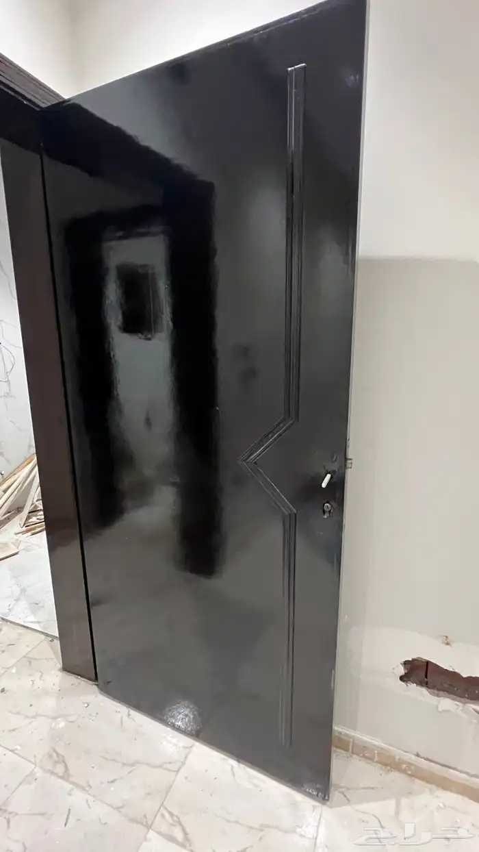 للبيع ابواب خشب 1