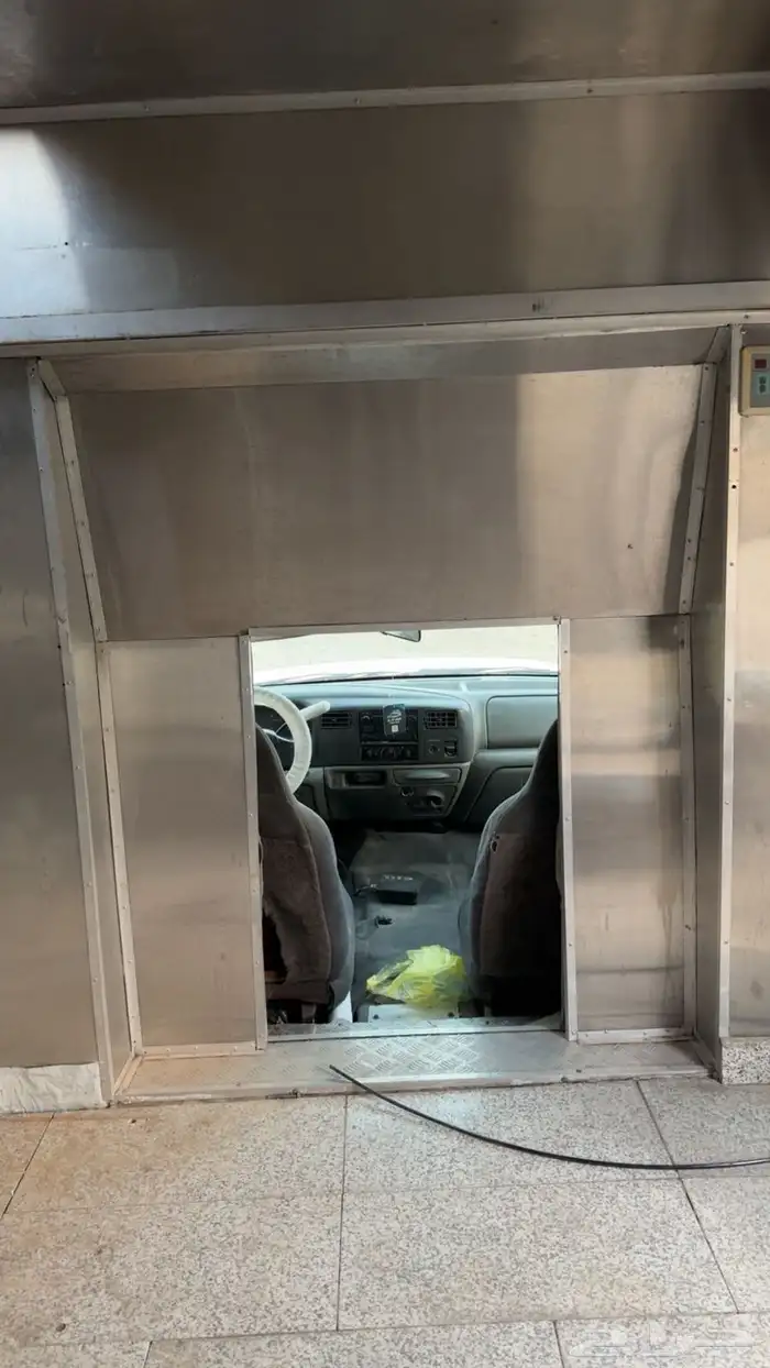 كرفان فود ترك فورد 2001 5