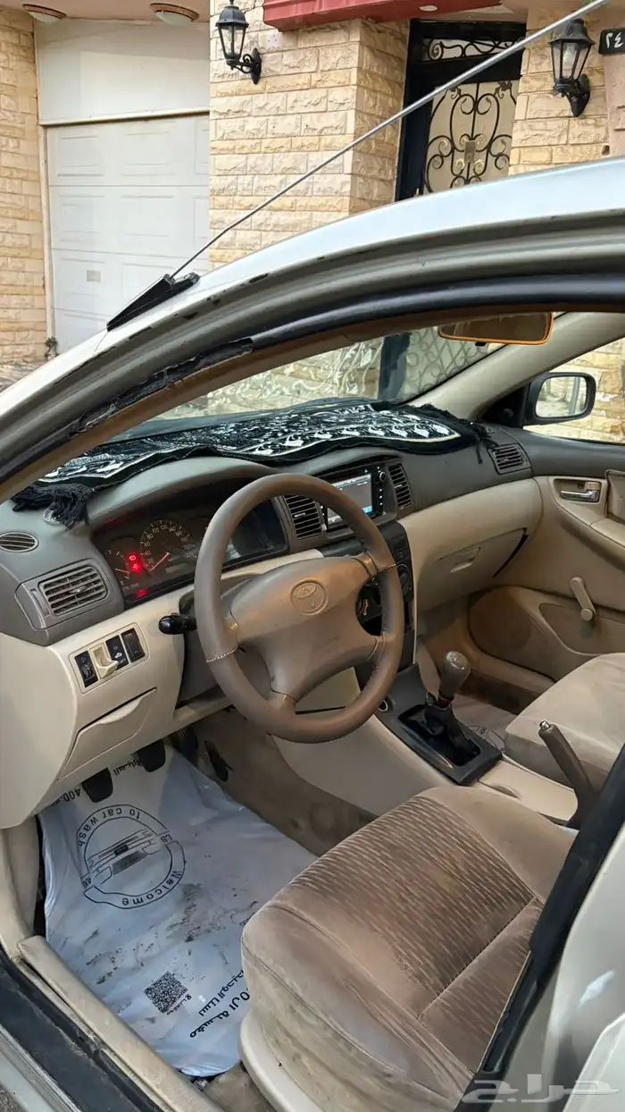 للبيع كورولا 2004 8