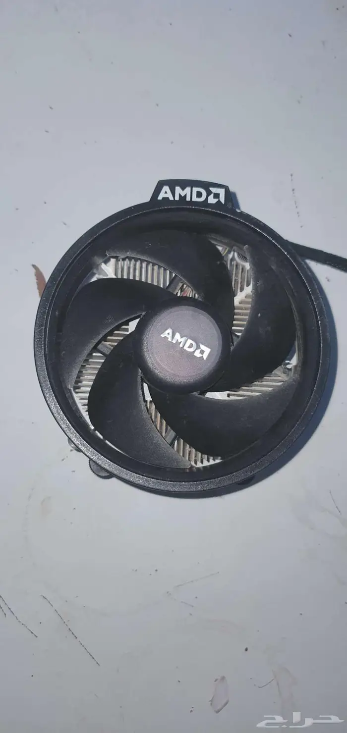 مبرد رايزن AMD هوائي ب 25 ريال   عليه معجون حراري 1