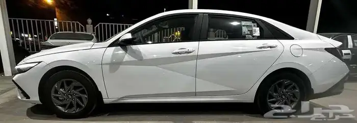 هيونداي إلنترا سمارت 2025   السيارة الأنيقة بتقسيط ميسر 3